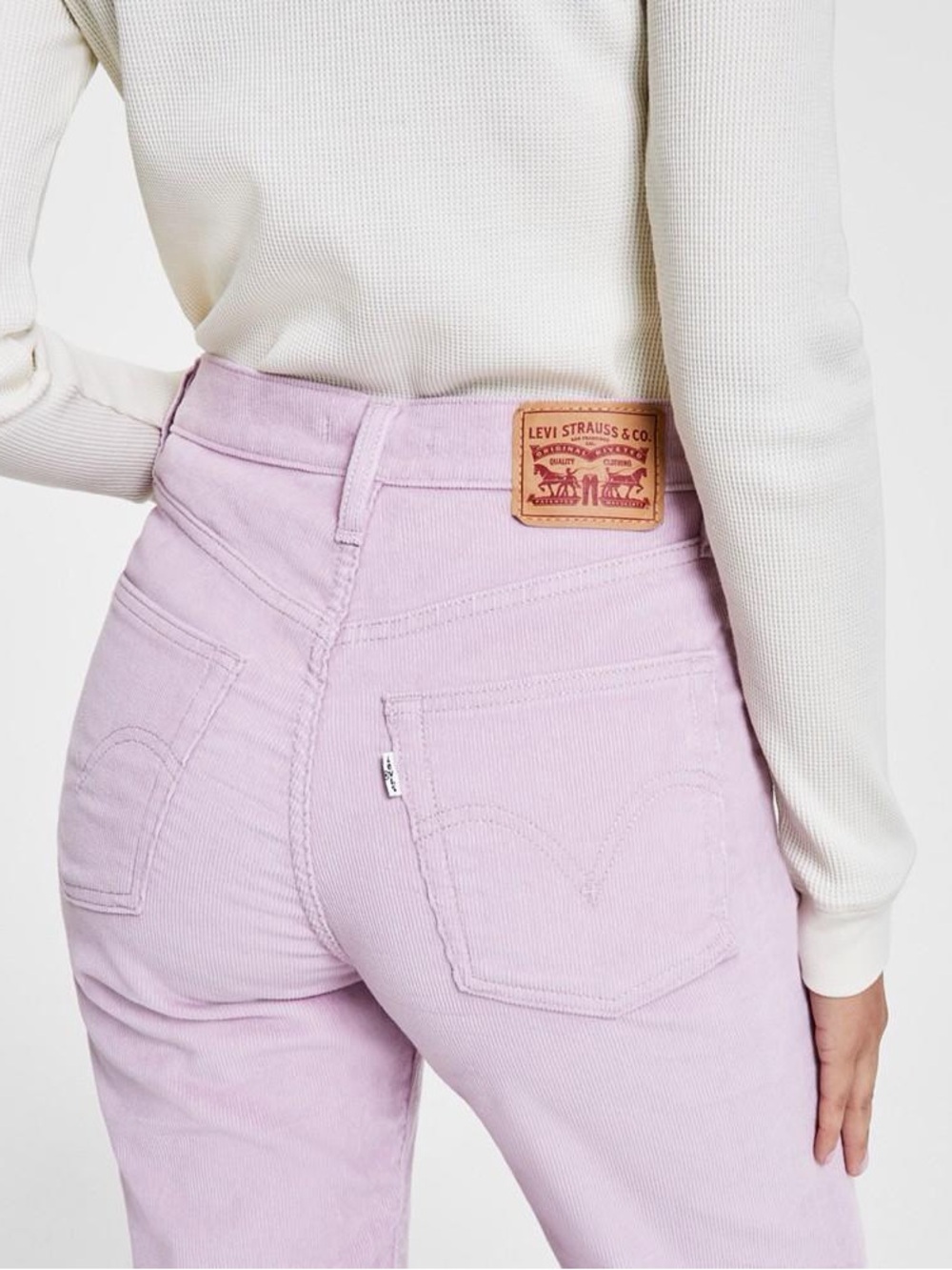 NWT Levi's Ribcage Bell Raw Hem Super High-Rise - Picture 4 of 14